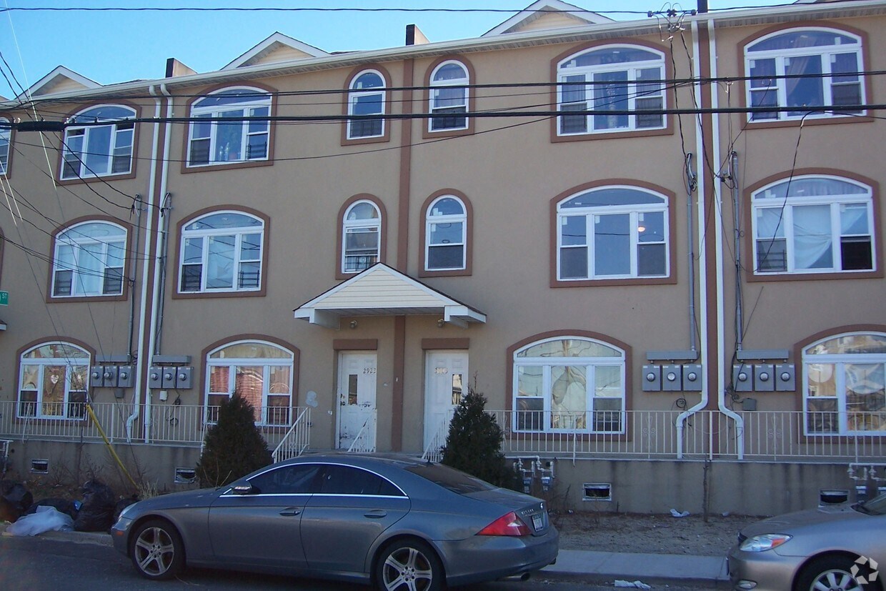 Building Photo - 30-01 Seagirt Ave