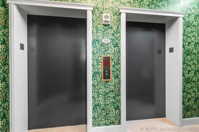 Foto del edificio - 3700 S Ocean Blvd