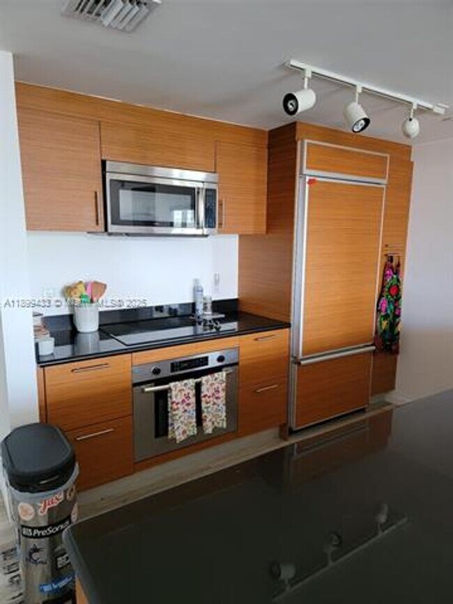 Foto del edificio - 50 Biscayne Blvd