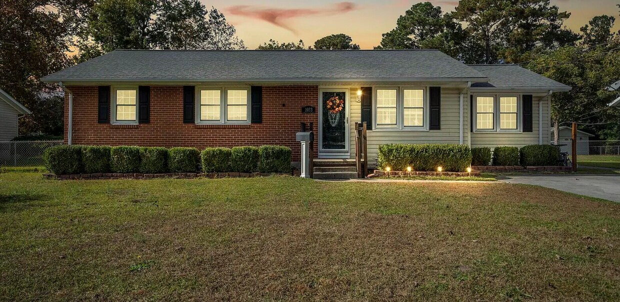 Primary Photo - 1033 Decatur Rd