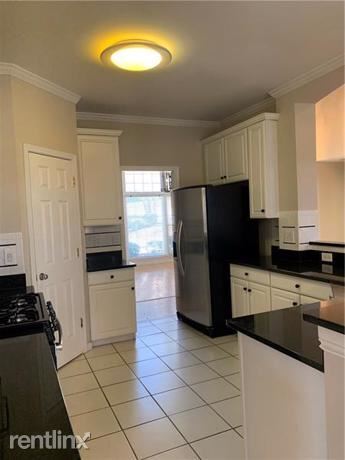 Foto del edificio - 5 br, 3 bath House - 285 Riverbirch Lane