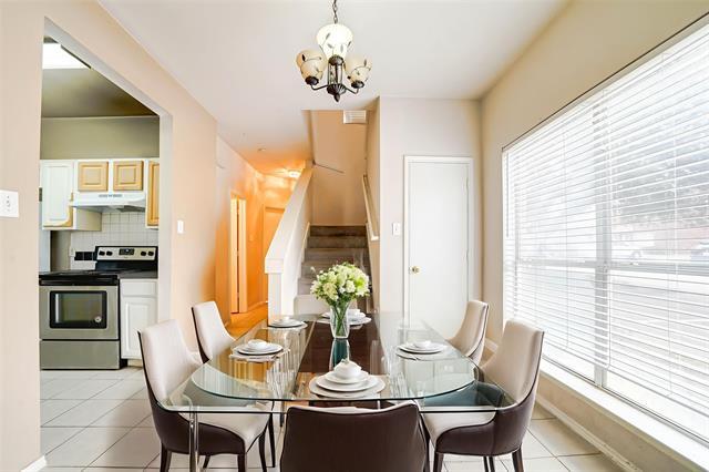 Foto del edificio - 3946 Brandon Park Dr