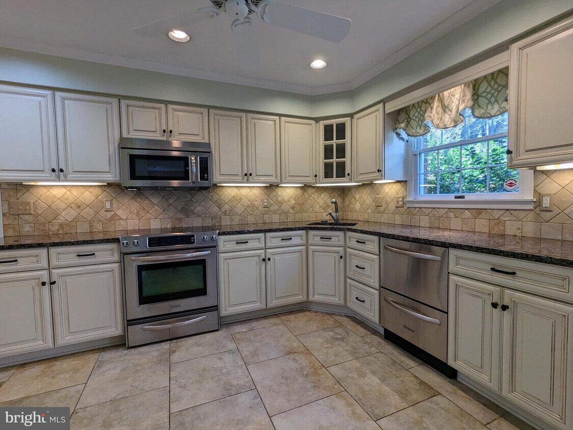 6 Foundry Ct, Cockeysville, MD 21030 House Rental in Cockeysville, MD