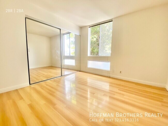 Foto del edificio - 3650 Jasmine Ave