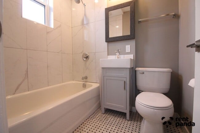 Photo du bâtiment - 465 Conmee St