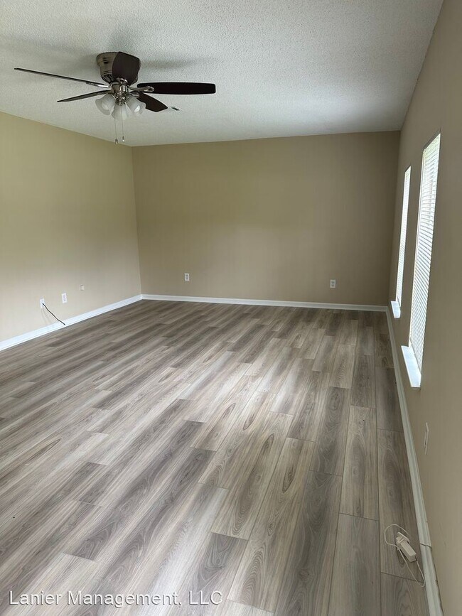 Foto del edificio - 3 br, 2 bath House - 10611 Middleground Rd