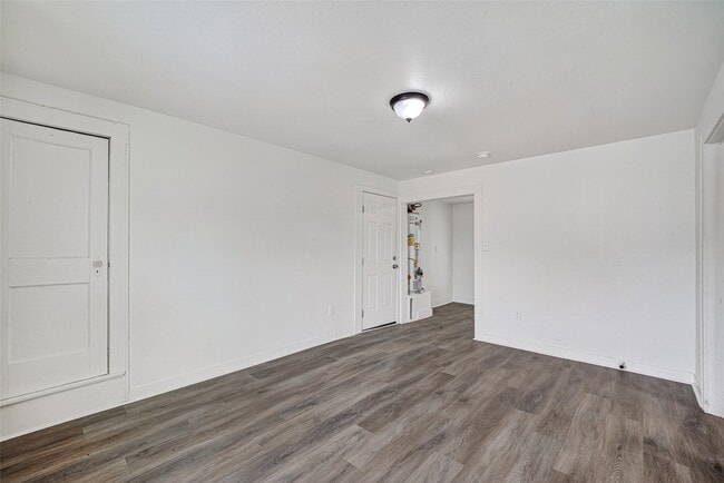 Building Photo - 4901 Stimson St