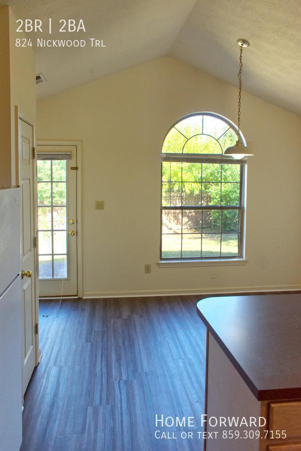 Building Photo - 824 Nickwood Trail