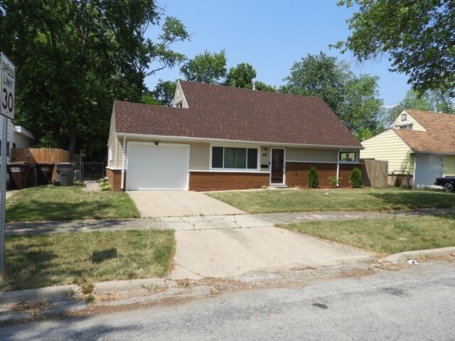 Primary Photo - 404 Westgate Dr