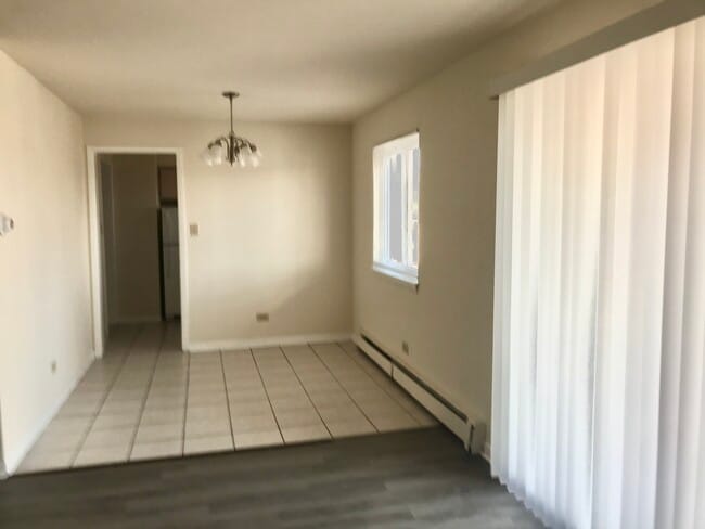 Building Photo - 9821 S Cicero Ave