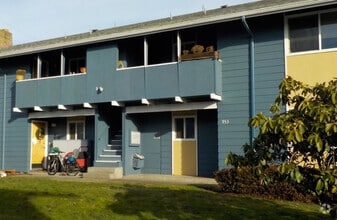 Building Photo - 1649 NW Division St