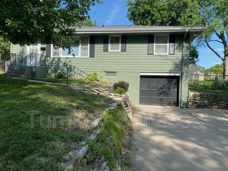 717 N Beadle St, Papillion, NE 68046 House Rental in Papillion, NE