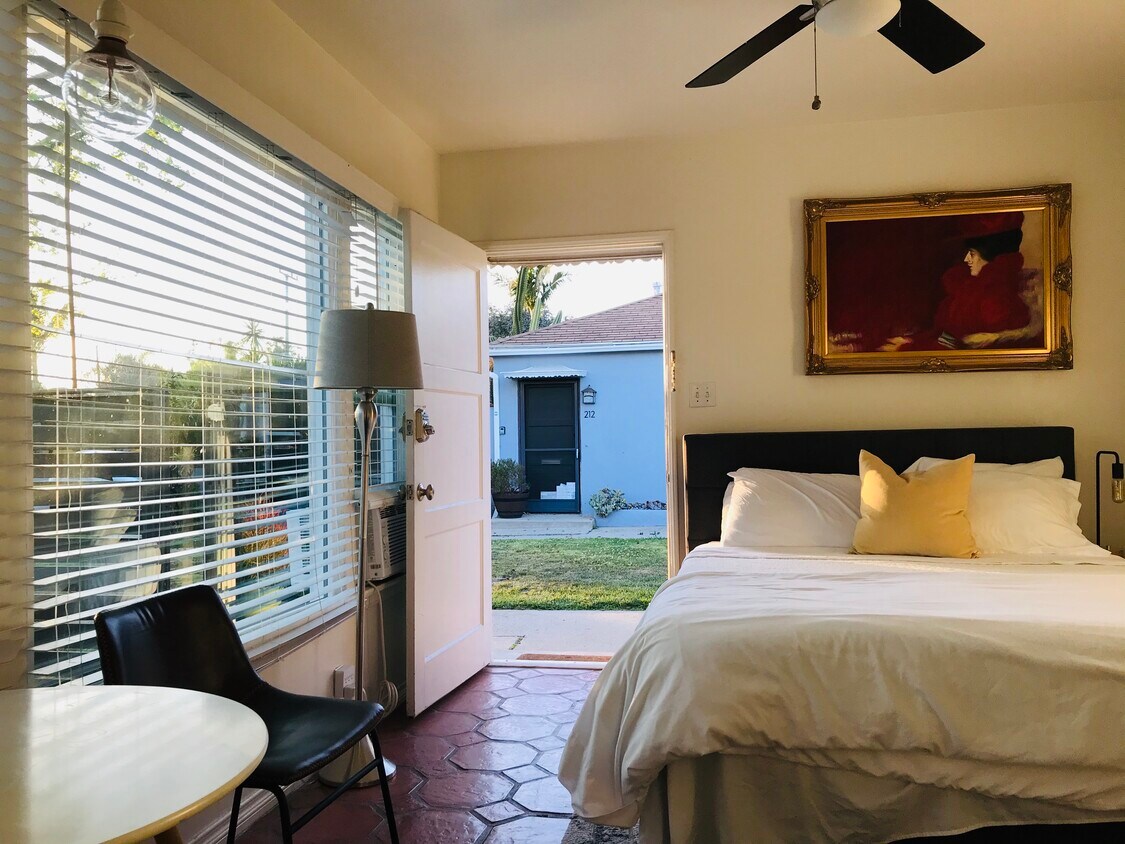 Foto principal - 218 6th Ave
