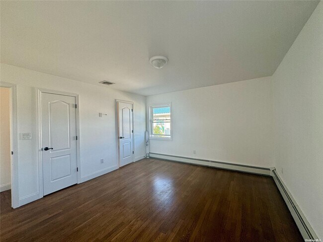 Foto del edificio - 658 E Beech St