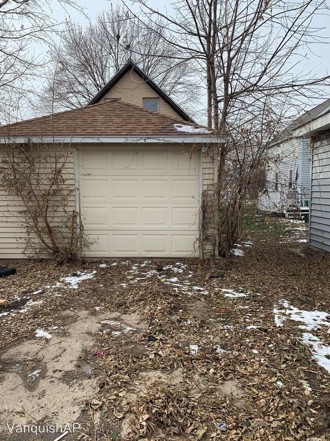 Foto del edificio - 3 br, 1 bath House - 736 18th Ave S.