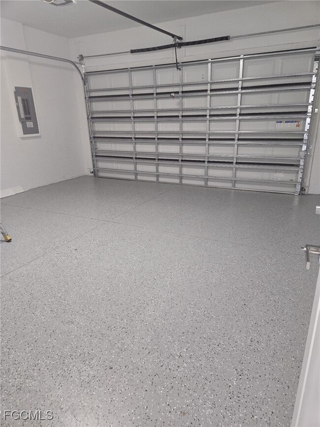 Building Photo - 1022 Candlelight Dr