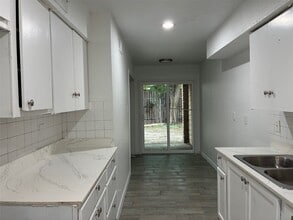 Building Photo - 6200 W Tidwell Rd