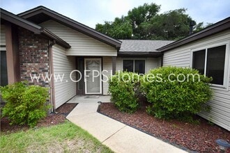 Building Photo - 3934 Balsam Dr