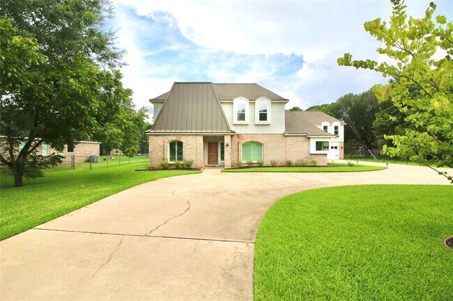 Foto del edificio - 2910 S Saddlebrook Ln