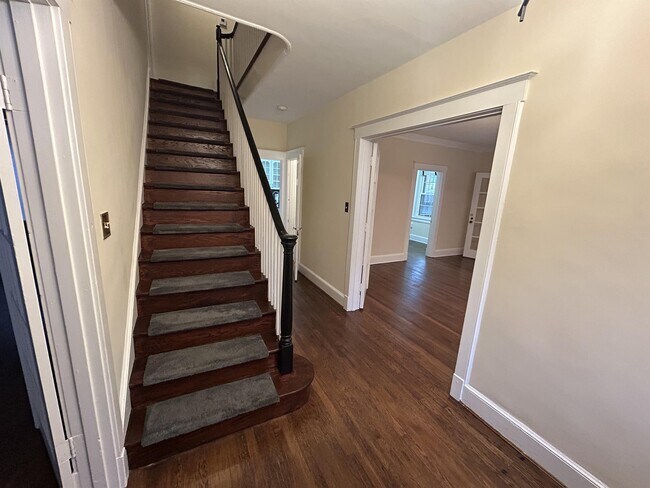 Building Photo - 1619 Jonquil St NW