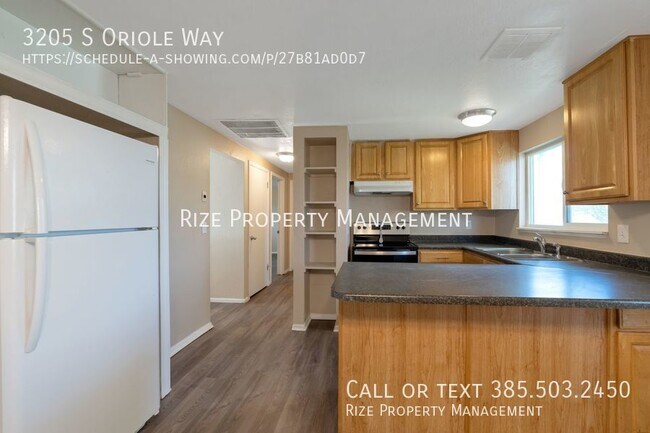 Foto del edificio - Remarkable Value. Unbeatable Location.