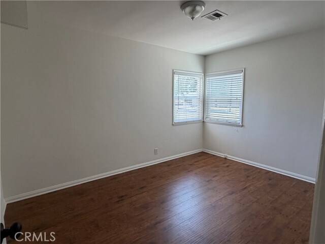 Building Photo - 17508 Jersey Ave