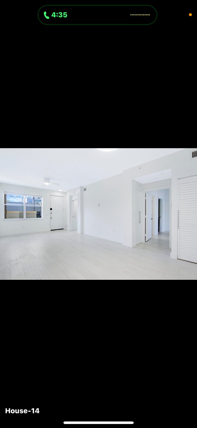 Building Photo - 1140 University Blvd