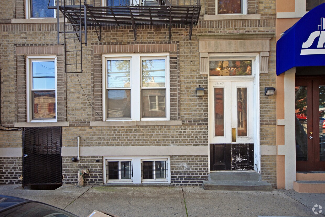 Building Photo - 5227 35th St
