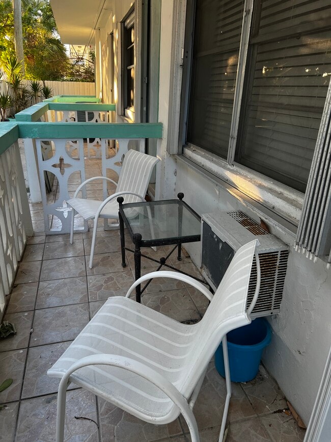 Building Photo - 6490 Collins Ave