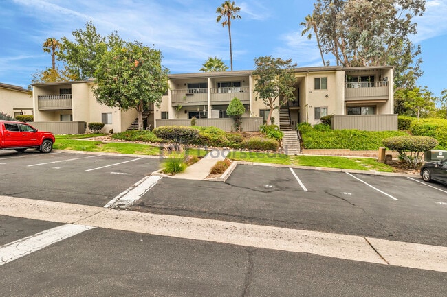 Building Photo - 9175 Campina Dr