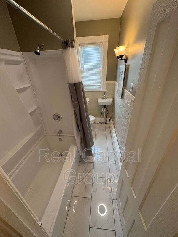 Foto del edificio - 708 Westover Pl