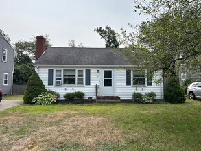 Building Photo - 13 Ermine St