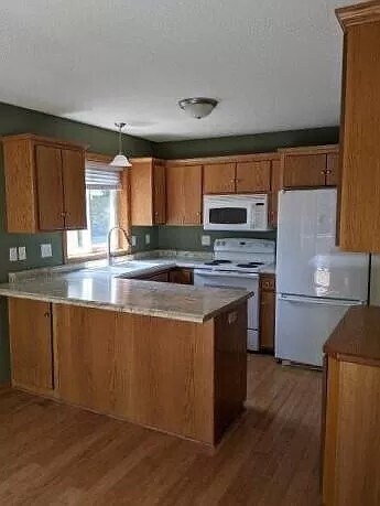 Foto del edificio - 1124 8th Ave SE