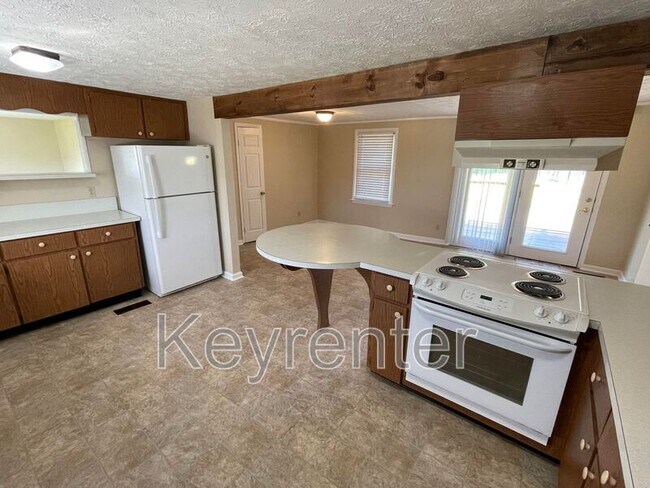 Foto del edificio - 6924 Weaver Rd