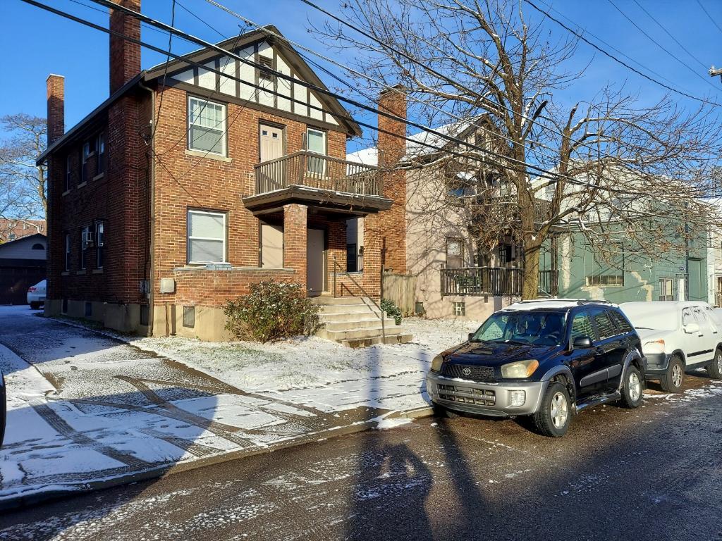 Primary Photo - 2911 Glendora Ave