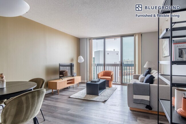 Building Photo - 4835 Cordell Ave