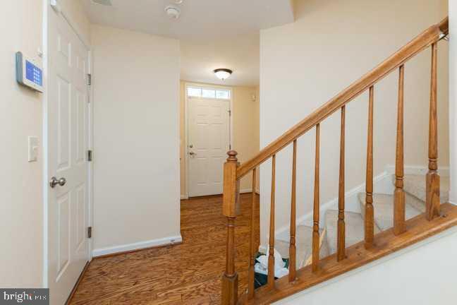 Foto del edificio - 1254 Corbett Pl