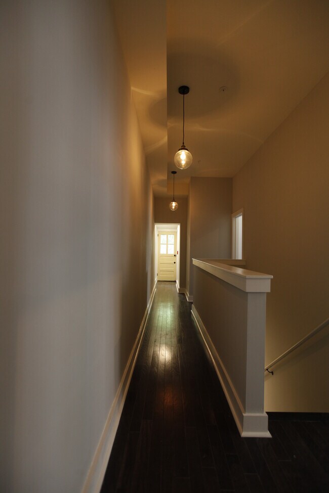 Foto del edificio - 4921 Cedar Ave