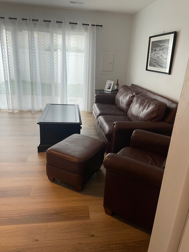 Foto del edificio - 3826 Staffordshire Ln