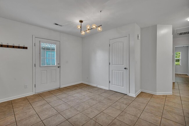Foto del edificio - Surf City Home for Rent!