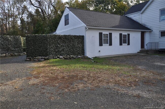 Building Photo - 393 Ridge Rd