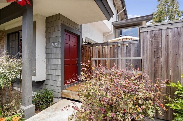 Foto del edificio - 2440 Brittany Woods Ln