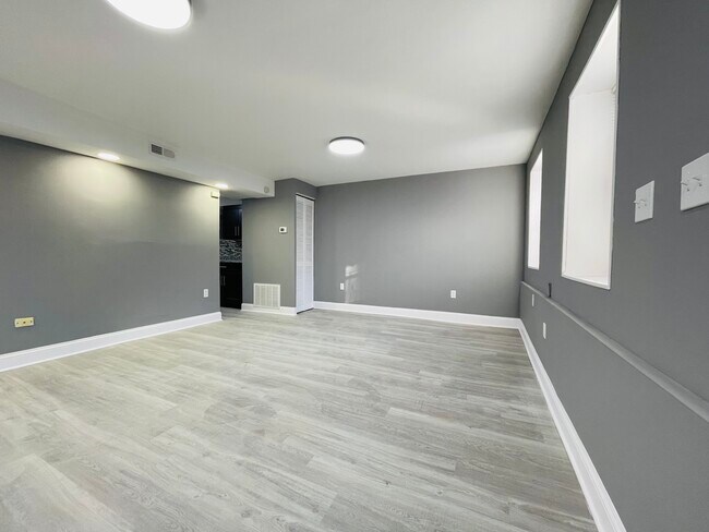 Foto del edificio - 3323 S Lowe Ave