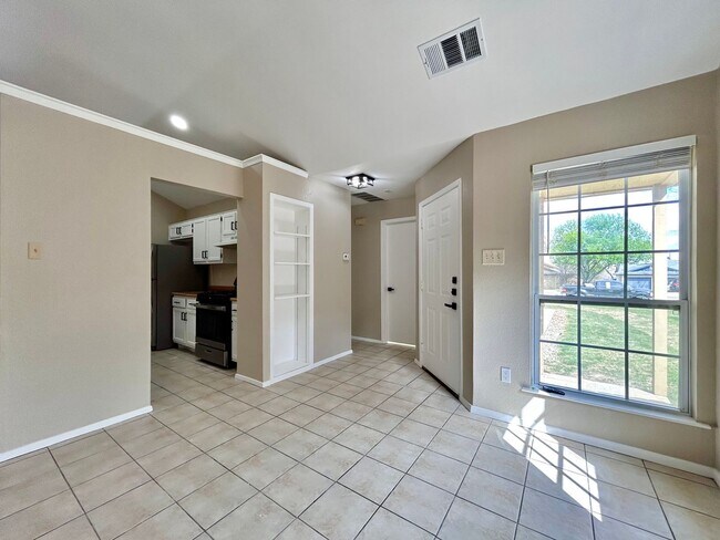 Building Photo - 510 Greenlawn Blvd