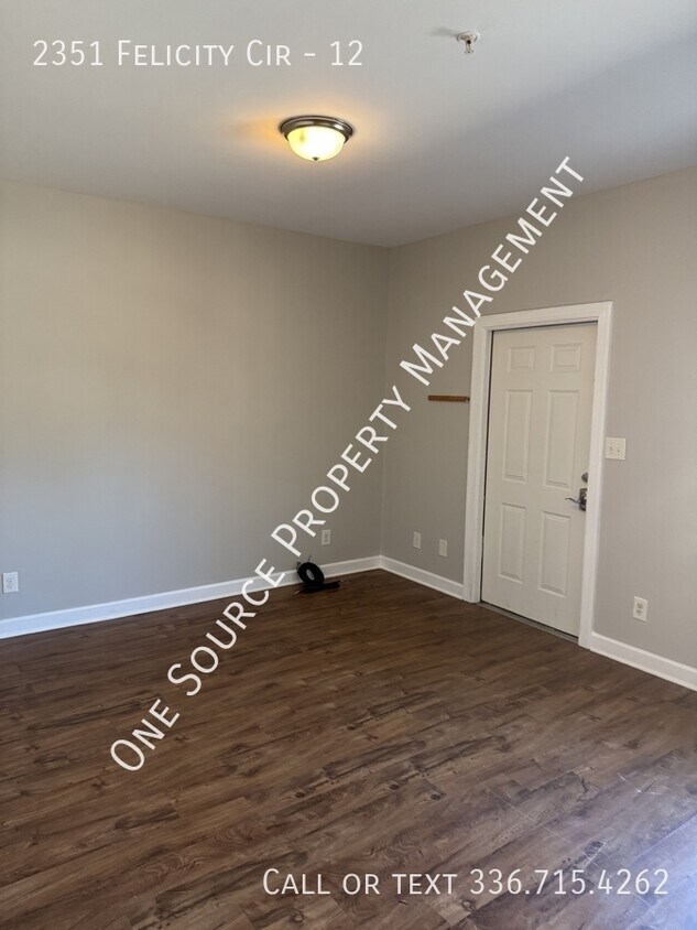 Photo - 2351 Felicity Cir-12