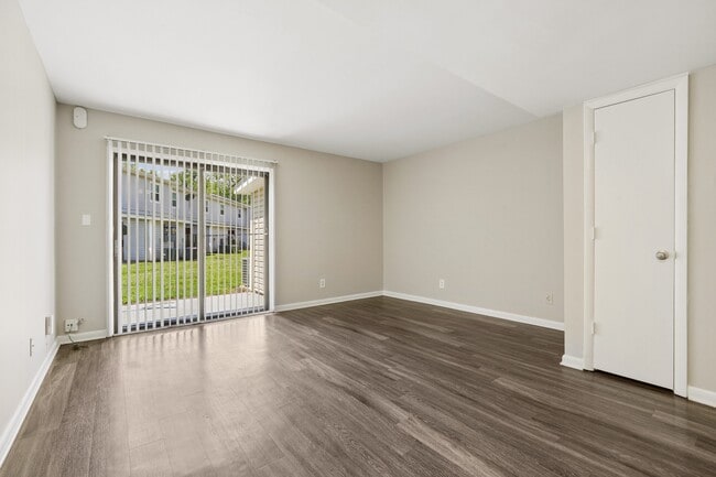 Building Photo - Windsor Harbor