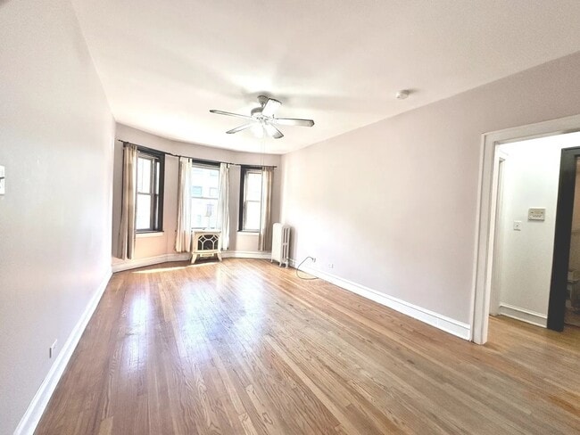 Living room 2 - 38 Harrison St