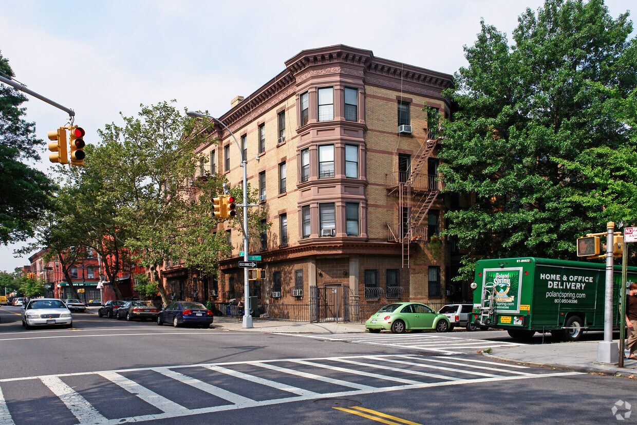 Foto principal - 420 6th Ave