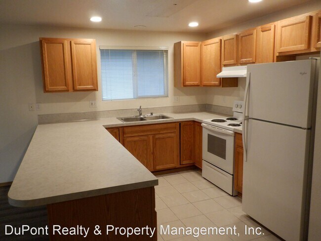 Foto del edificio - 3 br, 2 bath House - 5463 Strawberry Ct SE...