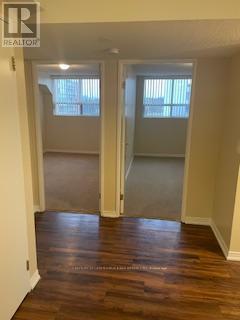 Building Photo - 1056 Queens Ave